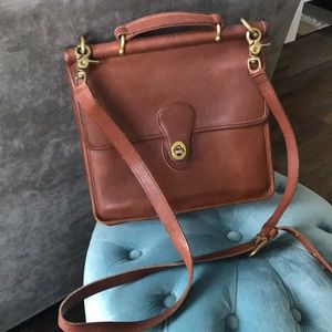 Vintage coach crossbody bag